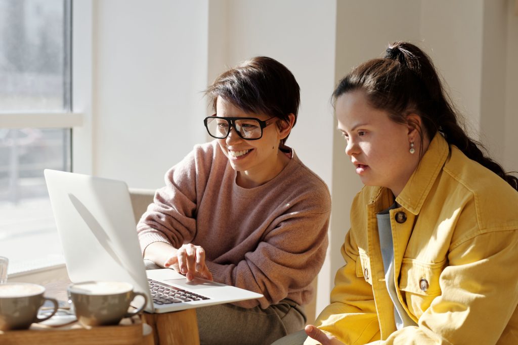 Inclusion numérique des personnes en situation de handicap intellectuel et ou cognitif