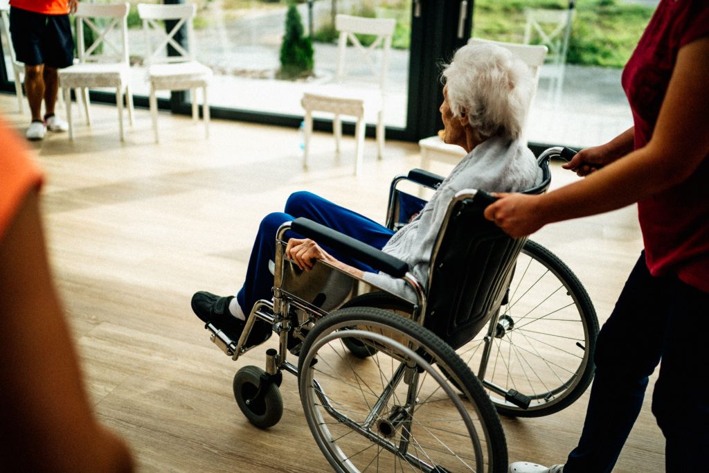 Personnes vieillissantes dans l’hébergement et le logement accompagné